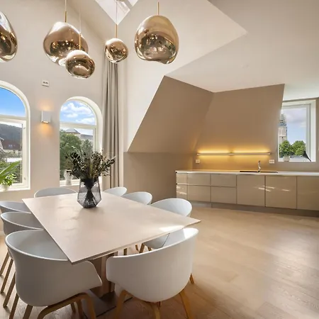 160 M2 Luxury Penthouse W Roof Terrace * Берген